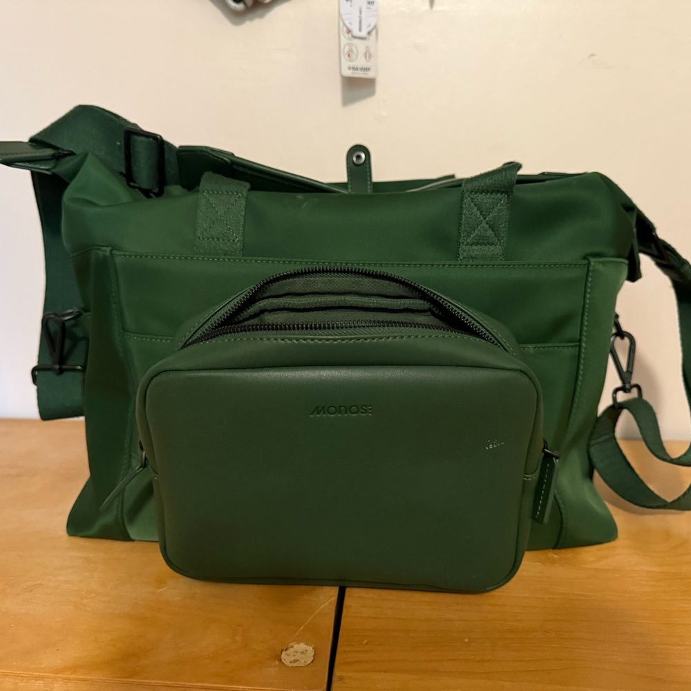 MONOS Metro Duffle Juniper Green